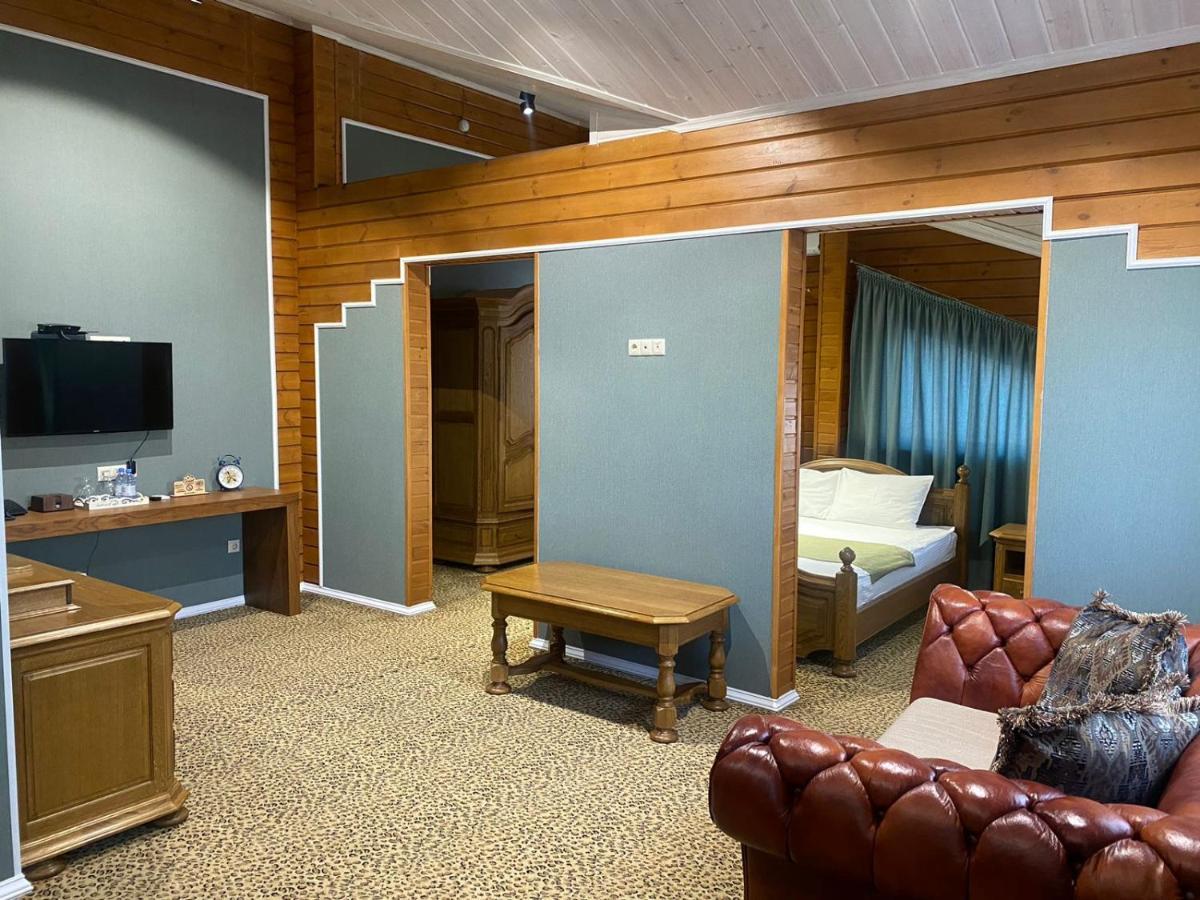 Guest House Chalet Taraz Exterior foto